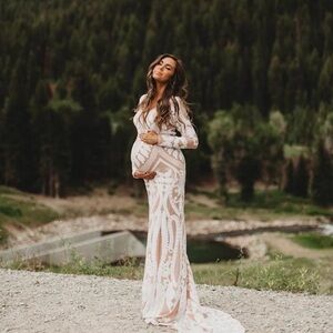 BEAUTIFUL HANDMADE MATERNITY GOWN